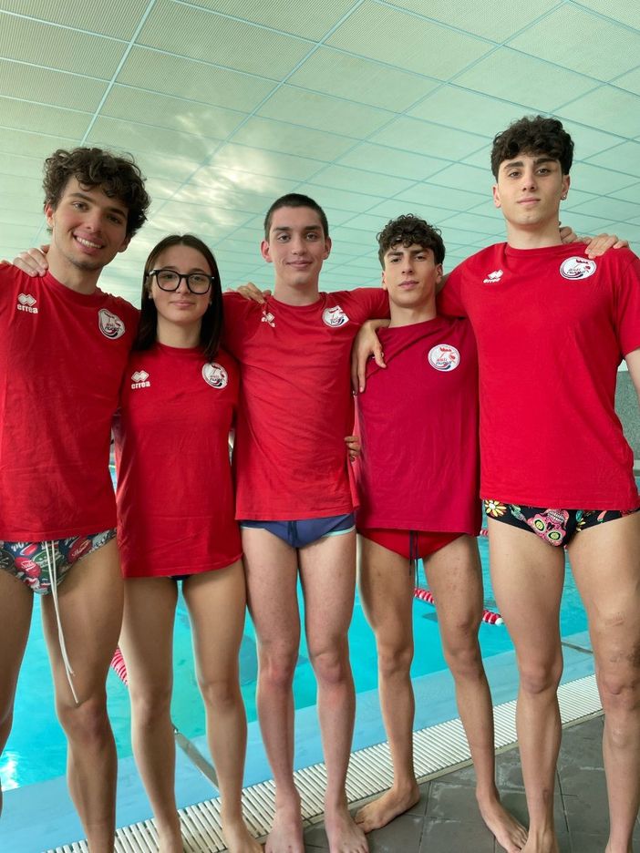 Da sinistra Ponassi Filippo, Pintimalli Egle, Principato Davide, Cannella Stefano e Dadone Tommaso