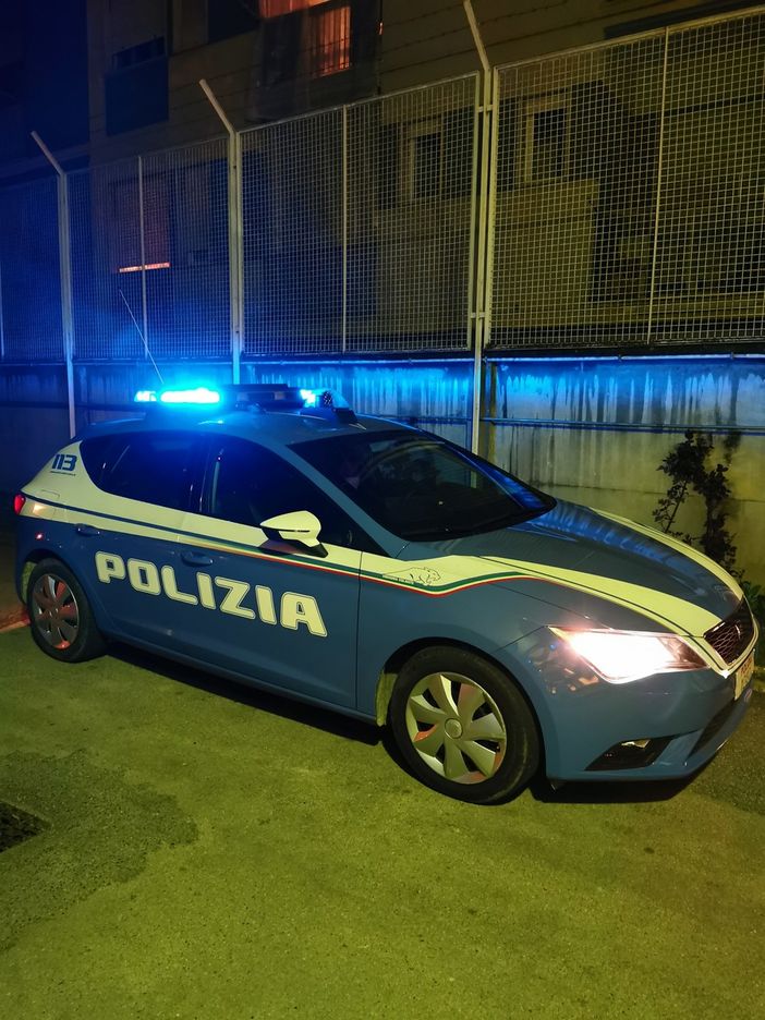 Albanese arrestato dalla Polizia: era latitante condannato a 3 anni e 6 mesi per spaccio e contrabbando