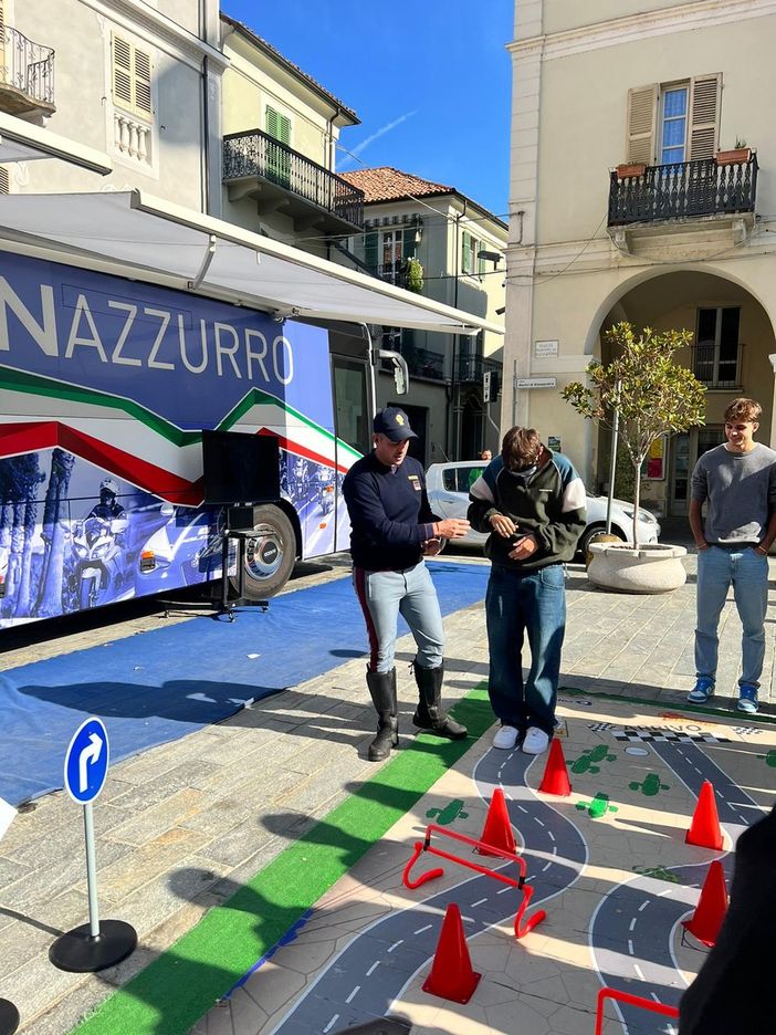 Un evento sulla sicurezza stradale a Nizza Monferrato Un evento sulla sicurezza stradale a Nizza Monferrato