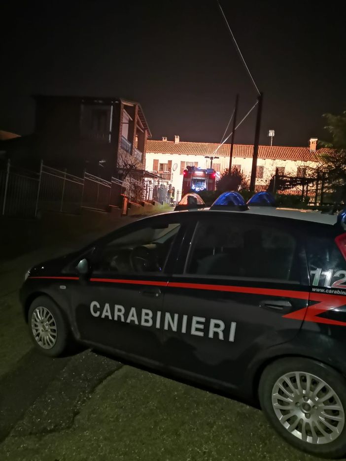 Antignano: ladri entrano in una cascina e appiccano fuoco dopo il furto