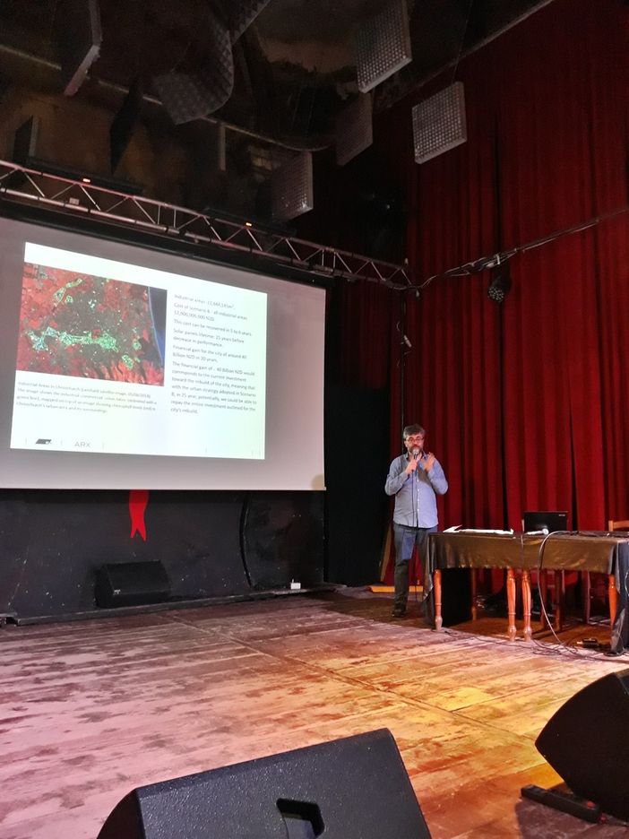 Momenti dalla Lectio Magistralis “L'equazione impossibile della città futura” di Alessandro Melis.