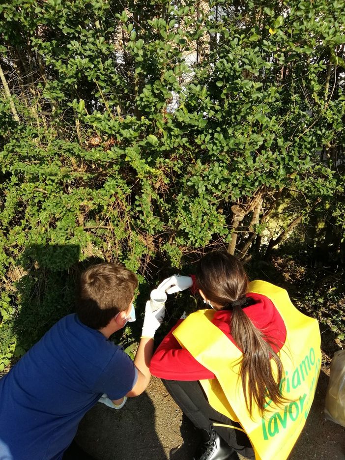 A scuola con l'ambiente, nasce il progetto 'Cortile Amico' della scuola 'Domenico Savio' A scuola con l'ambiente, nasce il progetto 'Cortile Amico' della scuola 'Domenico Savio'