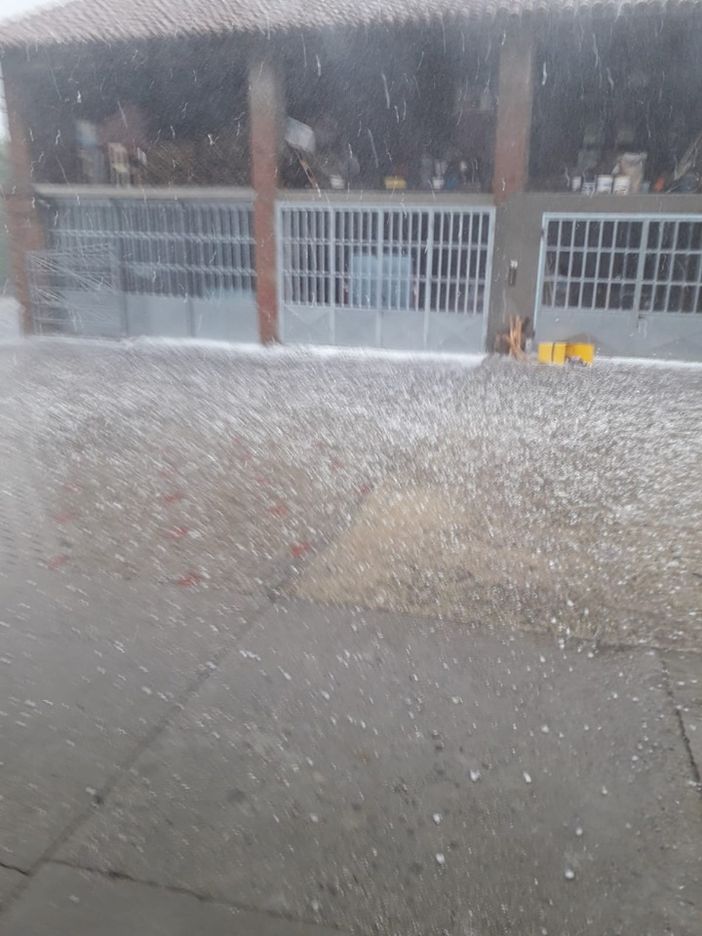 La grandine a Montiglio La grandine a Montiglio