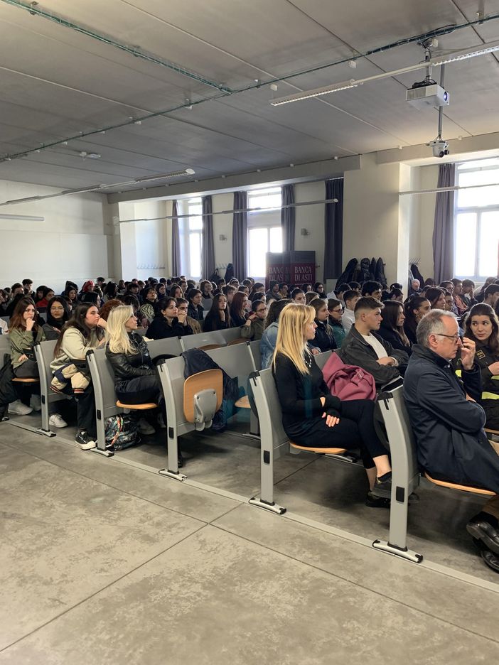 Gli studenti dell'Alfieri presenti all'orientamento universitario