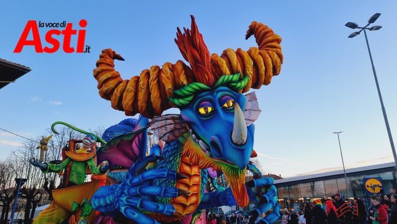 Alcuni momenti del corso mascherato Alcuni momenti del corso mascherato