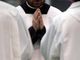 Sacerdoti commissionano rapina per nascondere un ricatto sessuale, 3 arresti