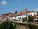 Un panorama di Rocca d'Arazzo