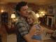 Un immagine tratta da &quot;Here&quot;, con Tom Hanks e Robin Wright ringiovaniti grazie alla CGI