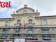 Inizia la scopertura del cantiere del Municipio: la cerimonia di segnatura Palio torna alla balconata di piazza San Secondo