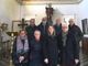 Il sindaco Macchia e i volontari nella chiesa di San Rocco