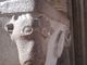 Acquasantiera medievale su capitello romano nel gotico della Cattedrale di Asti