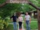 Carlo Bigatti con i figli Simona e Guglielmo, titolari dell’agrimacelleria e dell’agriturismo a Incisa Scapaccino