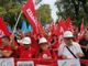 Alcune immagini (le restanti a fine articolo) relative la partecipazione astigiana alla manifestazione sindacale