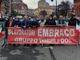 Una delle ultime manifestazioni dei lavoratori Embraco, in attesa della visita del Capo dello Stato Sergio Mattarella