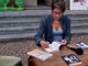 La scrittrice Linda Pines presenta il suo libro a San Damiano per &quot;Un the con l'autore&quot;