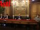 Nell'immagine, da sinistra a destra: il presidente di Asp, l'amministratore delegato della multiutility, il presidente di IREN, il sindaco Rasero, l'assessore Berzano e il Segretario generale del Comune. Servizio fotografico a cura di Merfephoto - Efrem Zanchettin