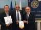 Marco Gabusi, Hicham Barida (presidente del Club Rotary di Canelli-Nizza) e Giorgio Gianuzzi (prefetto del Distretto 2032 A.R. 2023-24).
