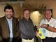 Da sx: Silvio Tealdi (sindaco di Ferrere), Carlos Humberto Tassi (sindaco di “La Francia”) e Maurizio Lattanzio (presidente del Lions club Villanova d'Asti)