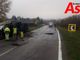 I lavori di recupero dell'Iveco Stralis ribaltatosi in mattinata