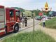 Intervento dei vigili del fuoco per un incidente che ha coinvolto tre auto