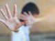 Allarme pedofilo in alcune chat di genitori di scuole primarie astigiane, ma la vicenda non è vera