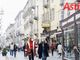 Asti, corso Alfieri, zona arancione, folla