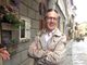 Alberto Lazzarino, qui sorridente in un'immagine pubblicata sulla pagine Facebook che riunisce gli ex allievi dell'Enologica. Il manager è scomparso martedì a 56 anni