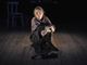 L'attrice Elena Formantici ritratta in una foto di scena dello spettacolo &quot;Guido suonava il violino&quot;