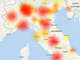 Gli screenshot, tratti dal sito downdetector.it, mostrano in tempo reale le aree in cui si stanno verificando disservizi