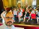 Il selfie di Maurizio Rasero durante le estrazioni dei posti mercato