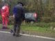 Incidenti nell'Astigiano. Auto esce fuori strada a Valmanera. Tra Dusino e Villafranca un uomo resta incastrato nella sua auto