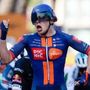 Giro d'Italia, a van Uden la quarta tappa in volata. Pedersen resta in maglia rosa