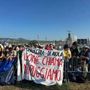 Giubileo giovani, striscione a Tor Vergata: &quot;Se Leone chiama, noi ruggiamo&quot;