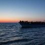 Migranti, naufragio a Lampedusa: almeno 20 morti, decine di dispersi