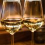 Naviga nella Vasta Selezione di Vini Online: Dall'eccellenza regionale alle offerte imbattibili