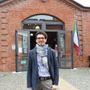 Davide Bosso, dirigente del Cpia, ritratto di fronte all'Istituto