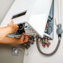 Come scegliere tra caldaie a condensazione, pompe di calore e sistemi ibridi: guida tecnica per impiantisti