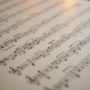 Asti, musica e generosità: un cittadino dona volumi e spartiti al Civico Istituto Verdi