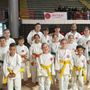 Foto di gruppo per gli atleti, insegnanti e accompagnatori della palestra Doyukai Foto di gruppo per gli atleti, insegnanti e accompagnatori della palestra Doyukai