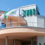 Enos, i 50 anni partono dai dipendenti Enos, i 50 anni partono dai dipendenti