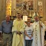 Don Baviera con i genitori e il vescovo Prastaro