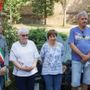 La vicesindaca Morra con la famiglia e l'amico sopravvissuto di Alganon (MerfePhoto)