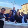 Tittia al suo ritorno in pubblico al corteo del Nicchio (Ph. courtesy Gazzetta di Siena) Tittia al suo ritorno in pubblico al corteo del Nicchio (Ph. courtesy Gazzetta di Siena)