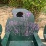 La panchina vandalizzata. La panchina vandalizzata.