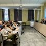 La platea dei ragazzi alla presentazione La platea dei ragazzi alla presentazione