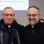 Don Luca Peyron insieme al vescovo di Asti Marco Prastaro (MerfePhoto)