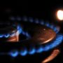 Dopo il tetto ai carburanti, Eni interviene anche sulle bollette di luce e gas