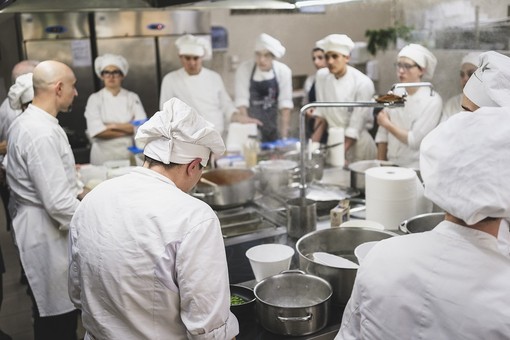 Una serata di alta cucina: la scuola alberghiera incontra la Locanda Camia