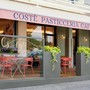 Costè: tra lievitati da colazione e frutta iperrealistica