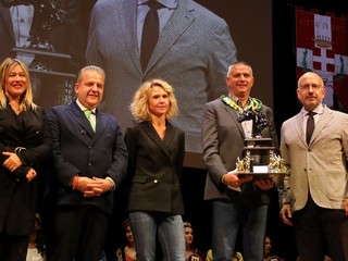 La premiazione del Comitato Palio San Lazzaro, vincitore del Superprestige 2025 La premiazione del Comitato Palio San Lazzaro, vincitore del Superprestige 2025
